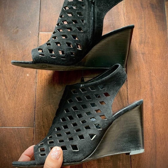 Franco Sarto black wedge - Picture 3 of 5